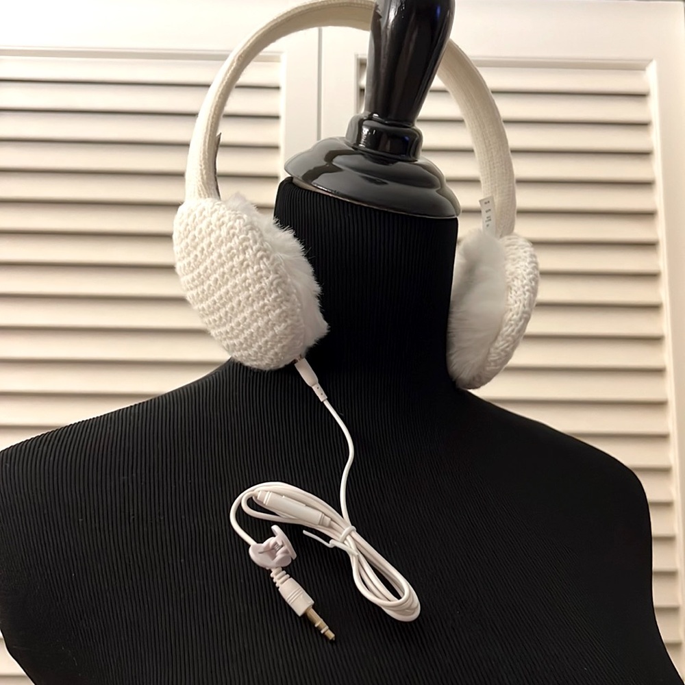Lobers Women's Solid Headphone Earmuffs, White, One Size